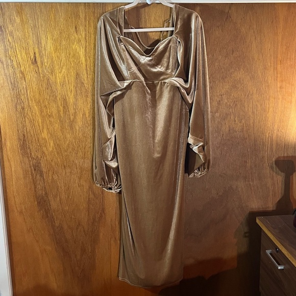 ASOS Dresses & Skirts - ASOS Tan Velvet Long-Sleeve Dress Sz 14
